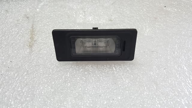 Б/В Лампа номерного знака номерного знаку led підсвідка audi 4g0943021 оригінал