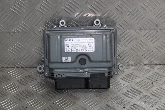 Б/В Mercedes b w245 комп'ютер двигуна 6401507934