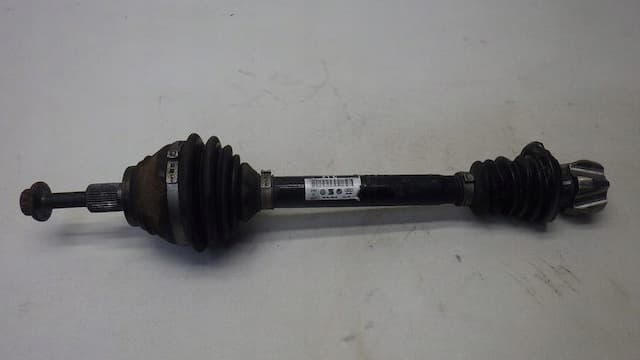 Б/В Піввісь ліва audi tt 8j0407761c оригінал