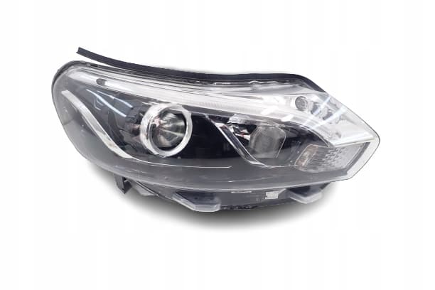 Б/У Toyota proace xenon led подсветка 16 фара правая 9808237480 оригинал