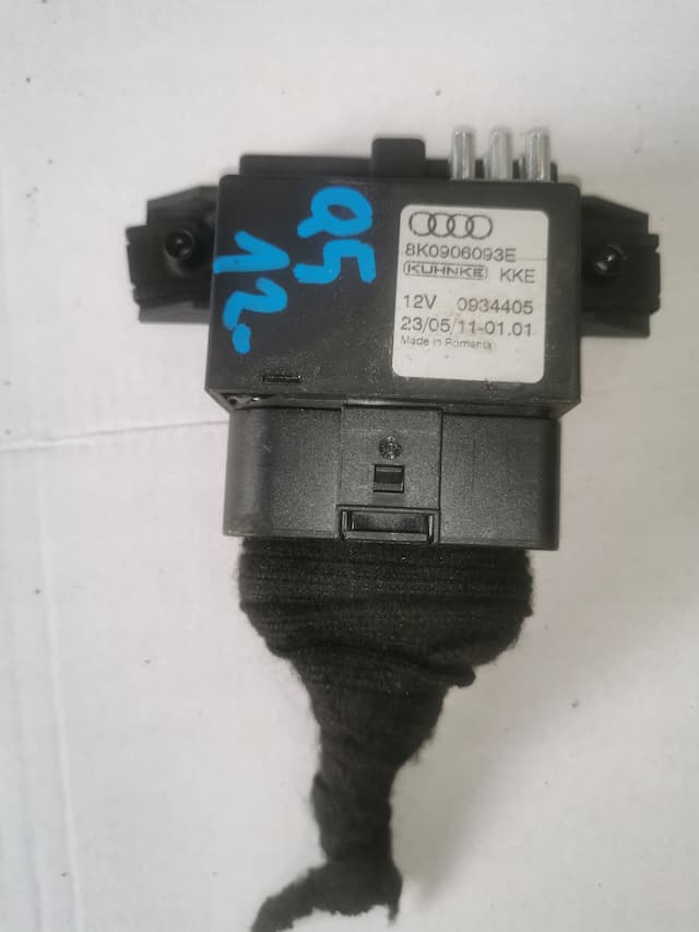 Б/В Блок управління палива насоса audi q5 8r 8k0906093e оригінал