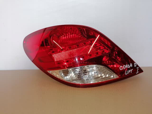 Б/В Ліхтар задній лівий peugeot 207 рестайлінг led підсвідка