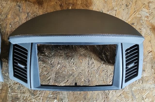 Б/В Рамка навігації jeep grand cherokee wk гарантія оригінал