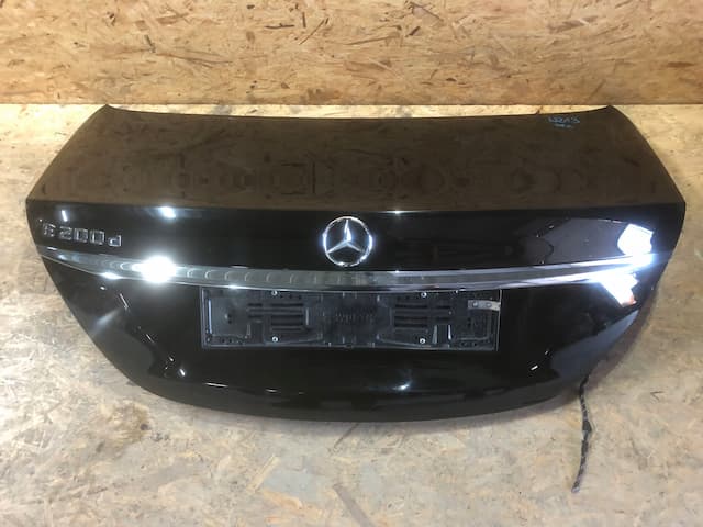 Б/В Кришка багажника mercedes w213 e-class седан оригінал