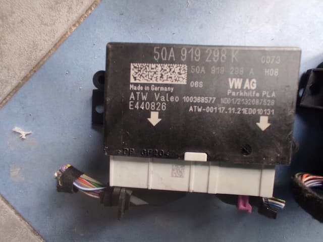 Б/В Блок управління парктроніками audi vw seat skoda 5qa919298k оригінал