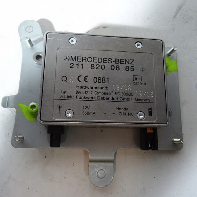 Б/У Mercedes s420 w221 блок уселитель 2118200885 оригинал