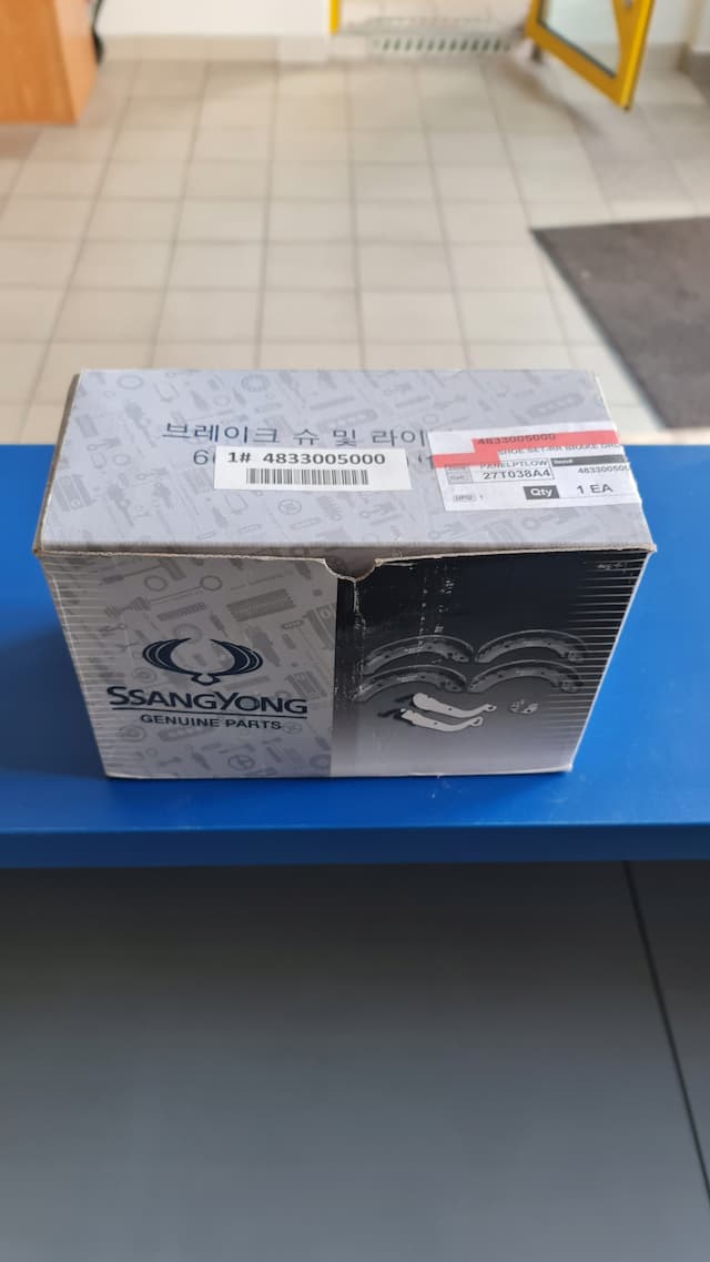 Комплект колодок гальмівний bosch 4833005000 5830534 - нова запчастина