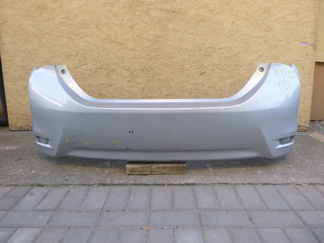 Б/В Toyota corolla e16 седан 13- бампер задній оригінал