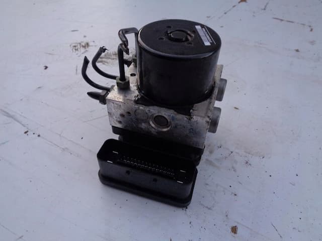 Б/У Насос abs av61-2c405-cb volvo c30 fl 1.6 d2 оригинал