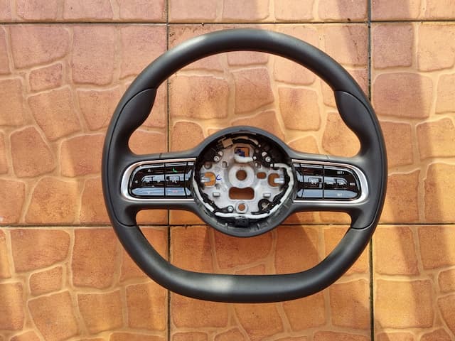 Fiat 500 e electric кермо - нова запчастина