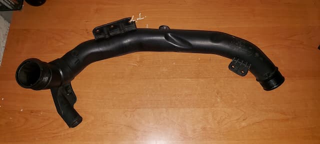 Б/В Патрубком інтеркулера vw audi skoda 2. 0tdi 5n0145840g оригінал