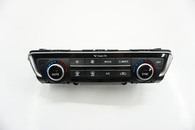 Б/У Kia optima 4 панель управления кондиционером 97250 - d4871 оригинал