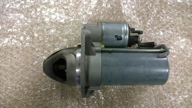 1685833 стартер двигуна ford 1.6 ecoboost - нова запчастина оригінал