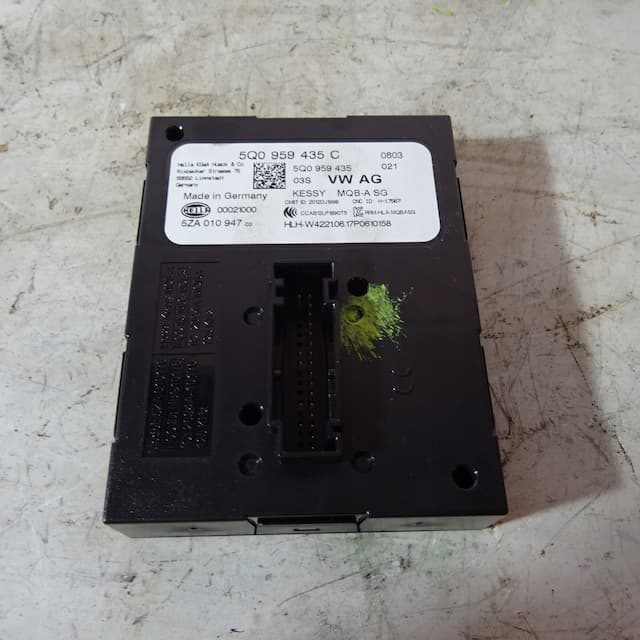 Б/У Skoda fabia 3 блок kessy (безключевой доступ) 5q0959435c оригинал