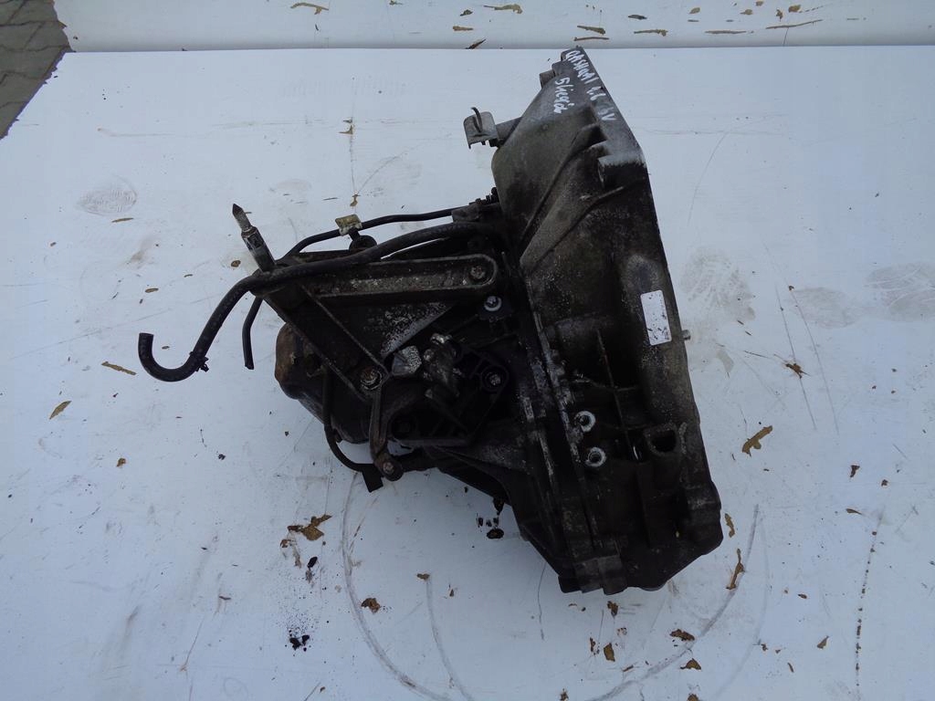 Б/В Коробка передач jr5 132 nissan qashqai 1 1.6 16v оригінал
