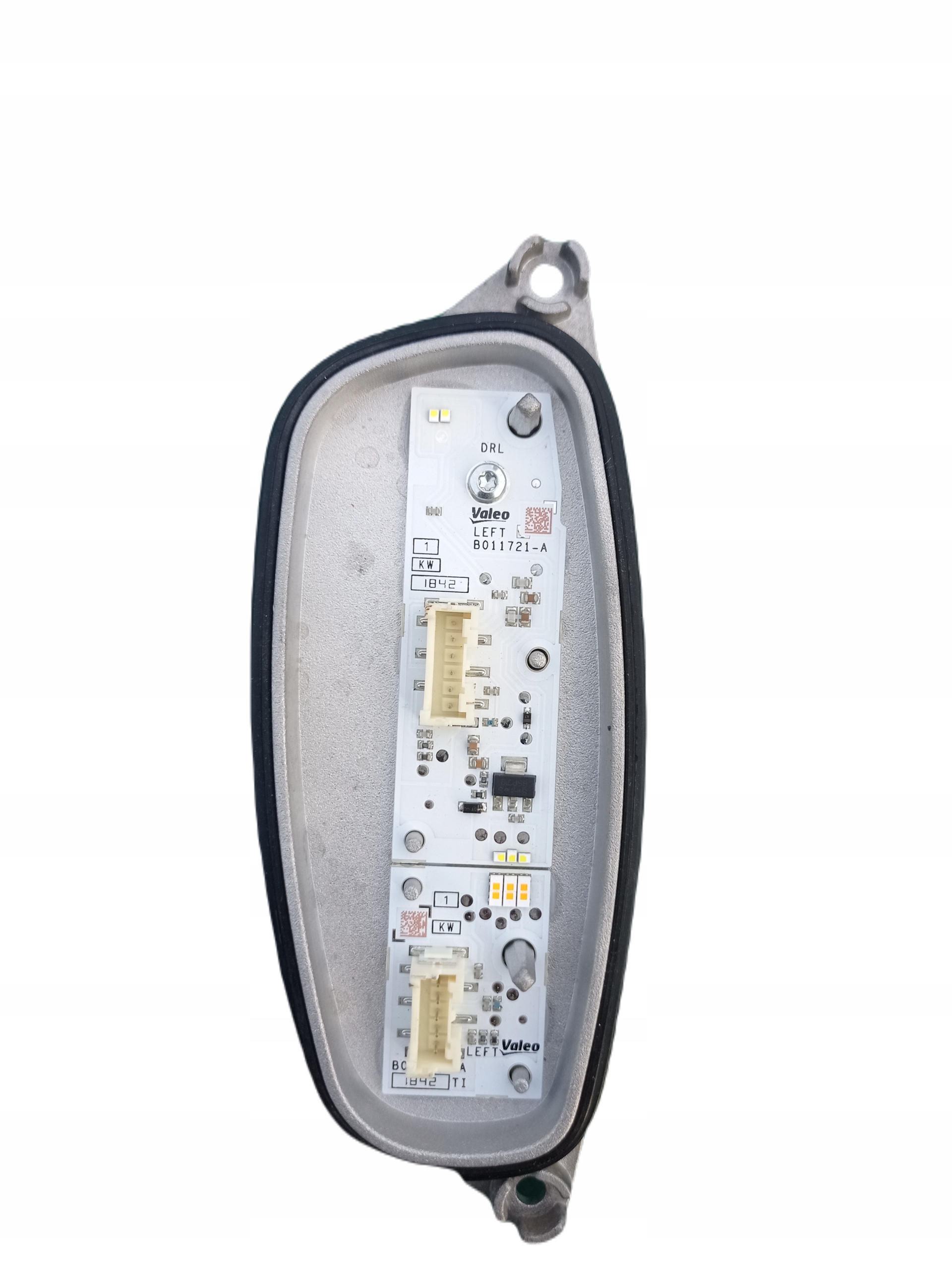 Б/В Блок їжак drl лівий led підсвідка audi q2 81a998473