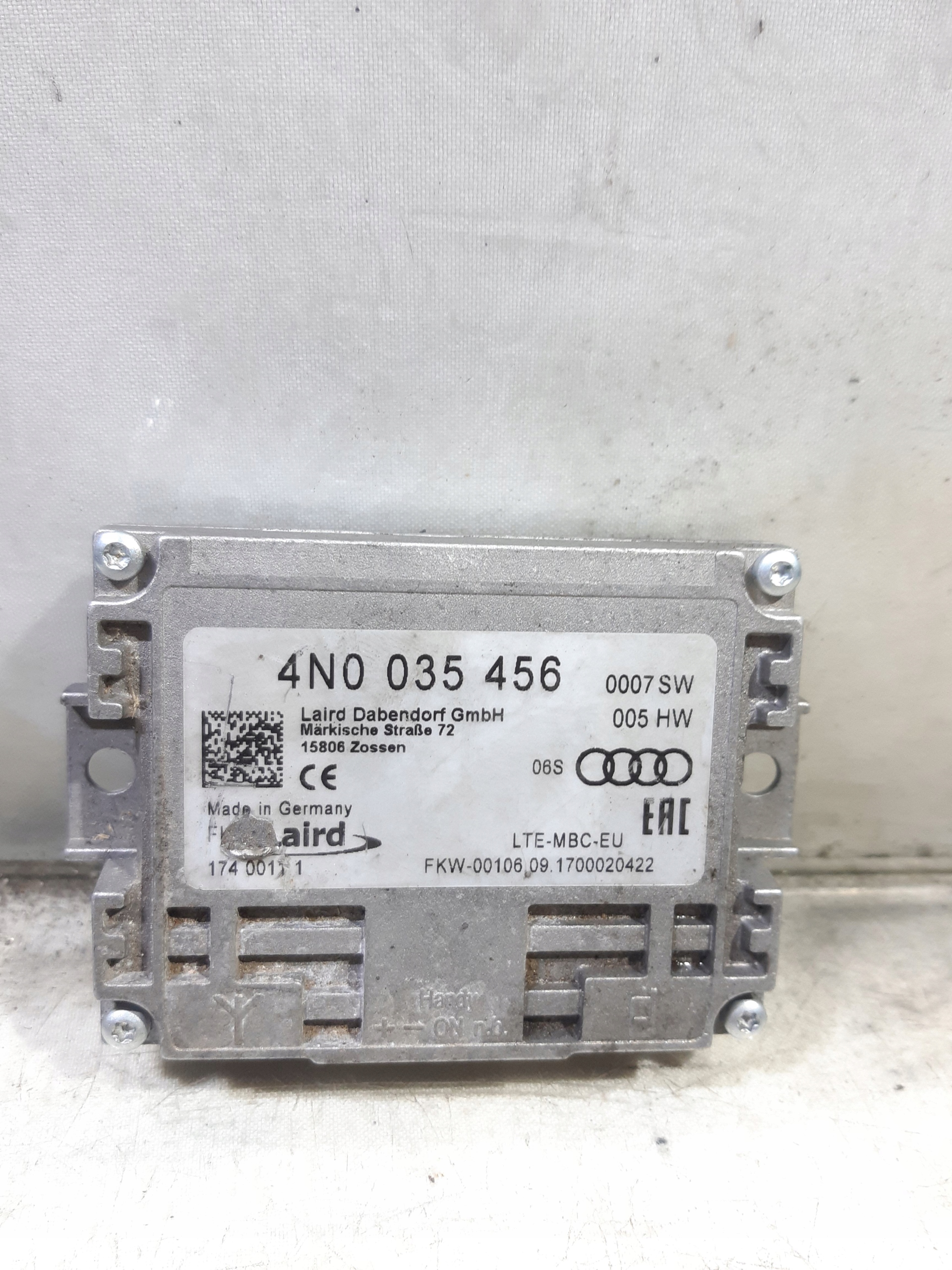 Б/В Підсилювач сигнали 4n0035456 audi q7 vw skoda оригінал