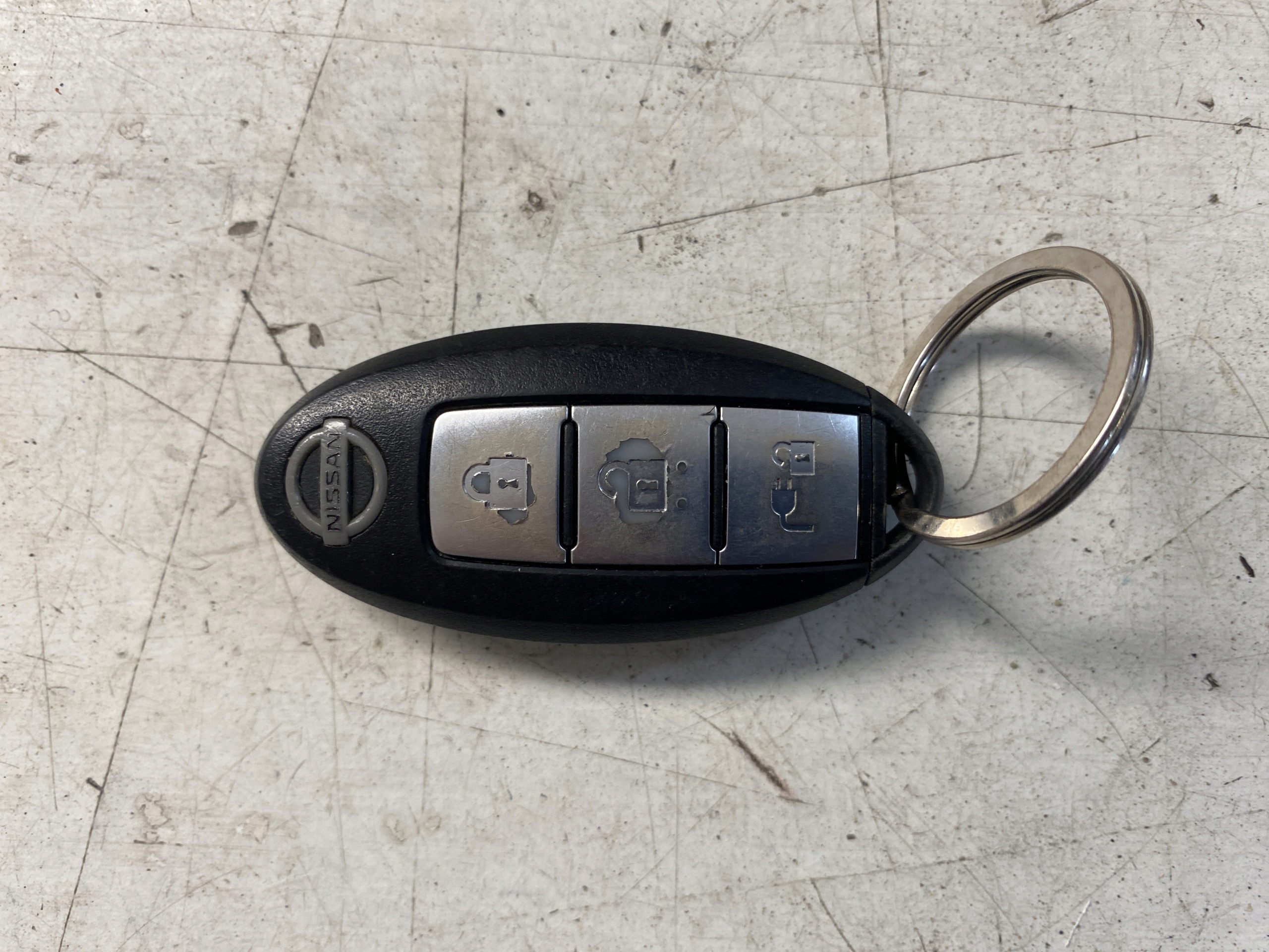 Б/В Nissan leaf 1 ключ пульт (ключ) оригінал