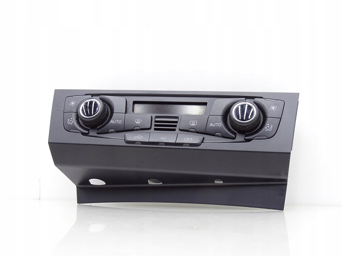 Б/В Панель управління кондиціонером audi a4 b8 a5 8t 8k 8t2820043af оригінал
