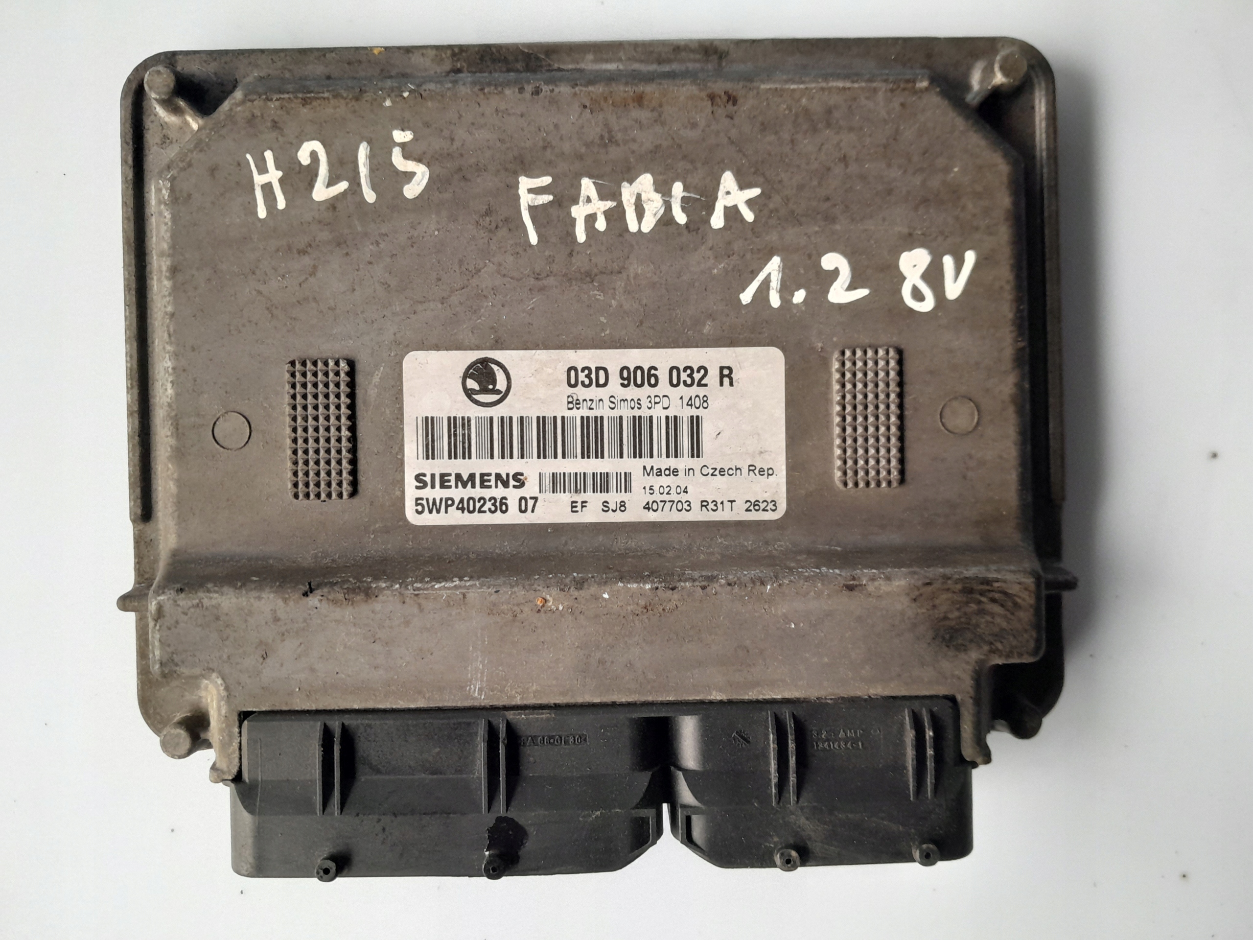 Б/В Блок управління двигуна 03d906032r skoda fabia 1 1.2 8v оригінал