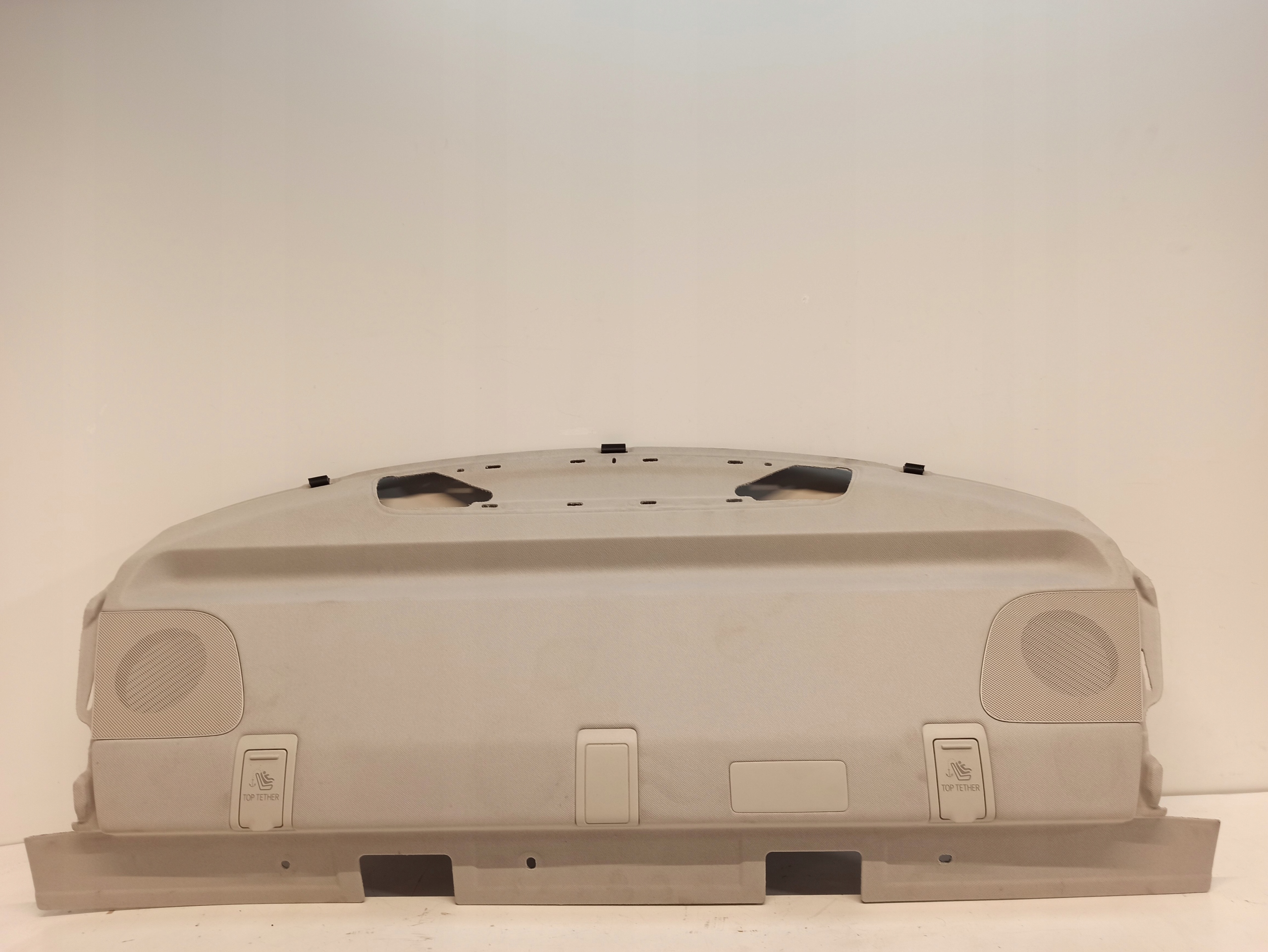 Б/У Mercedes w205 полка багажника a2056902549 оригинал