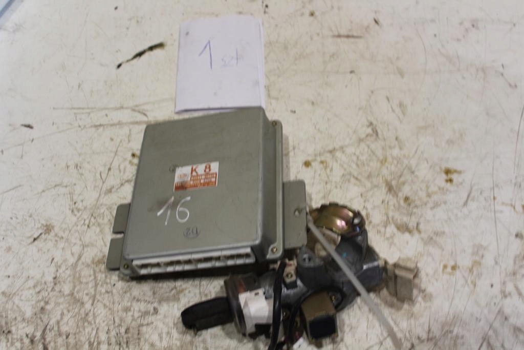 Б/В Ecu subaru legacy 4 2. 0r 2006 k8 22611ak770 оригінал