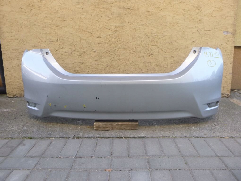 Б/У Toyota corolla e16 седан 13- бампер задний оригинал
