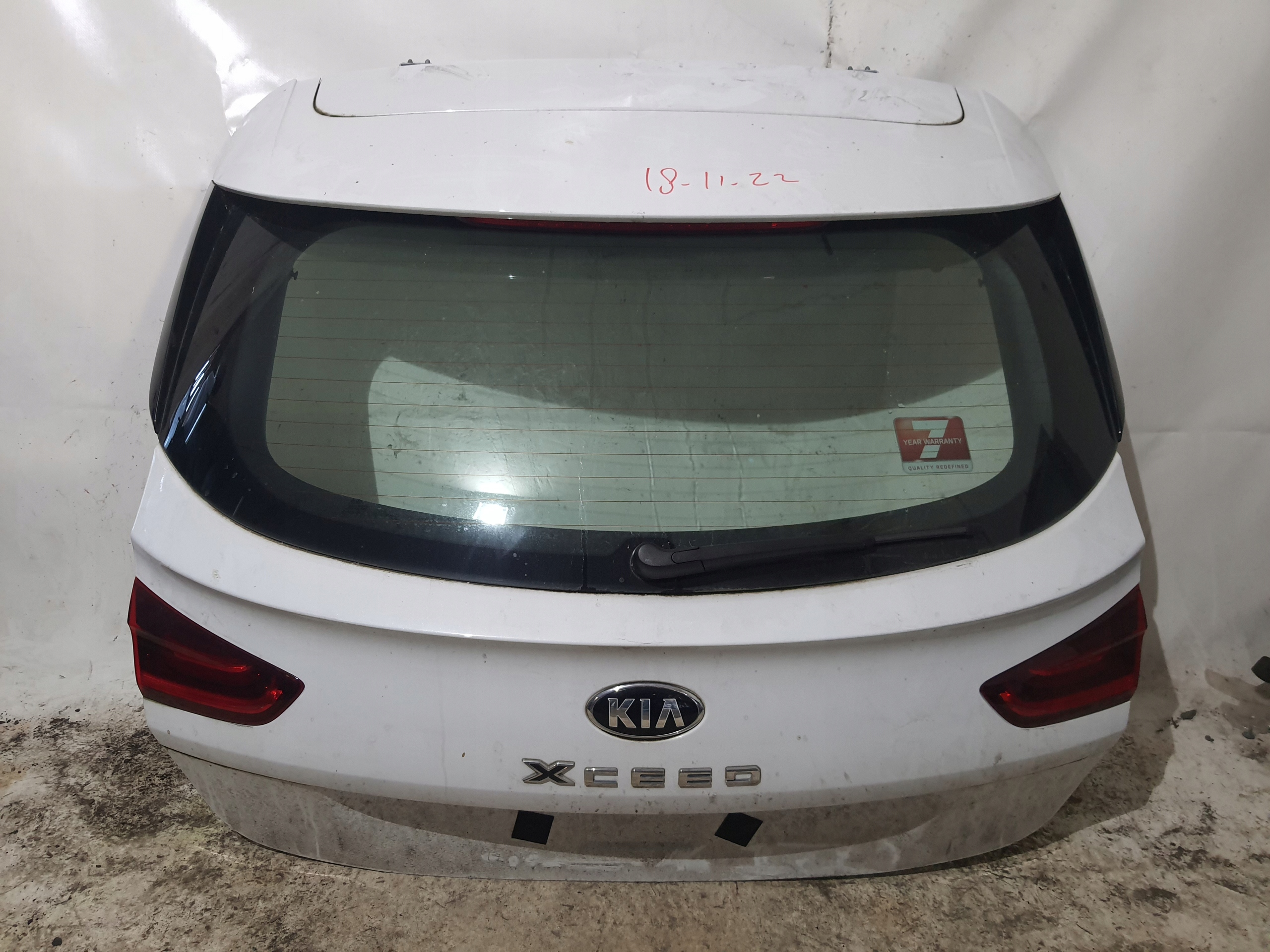 Б/В Kia x-ceed 17-21 кришка зад оригінал