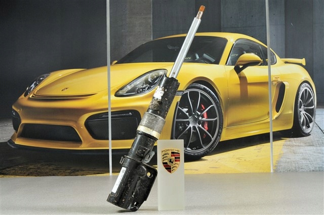 Б/В Porsche 911 964 c4/ turbolook амортизатор c4 лівий оригінал