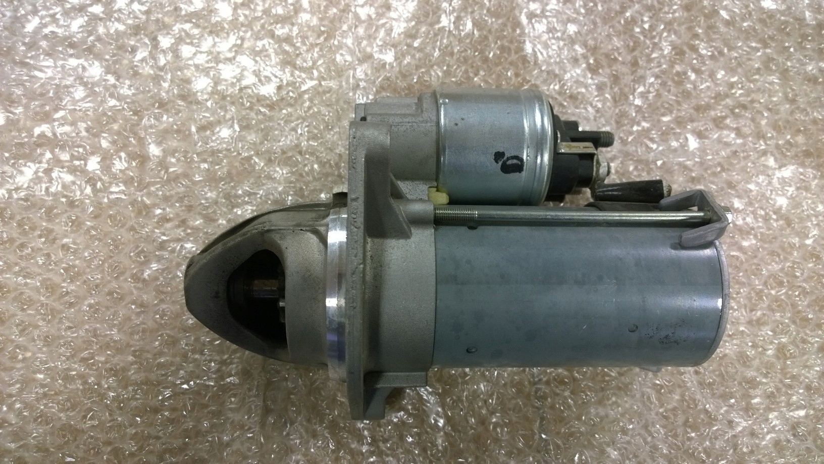 1685833 стартер двигуна ford 1.6 ecoboost - нова запчастина оригінал