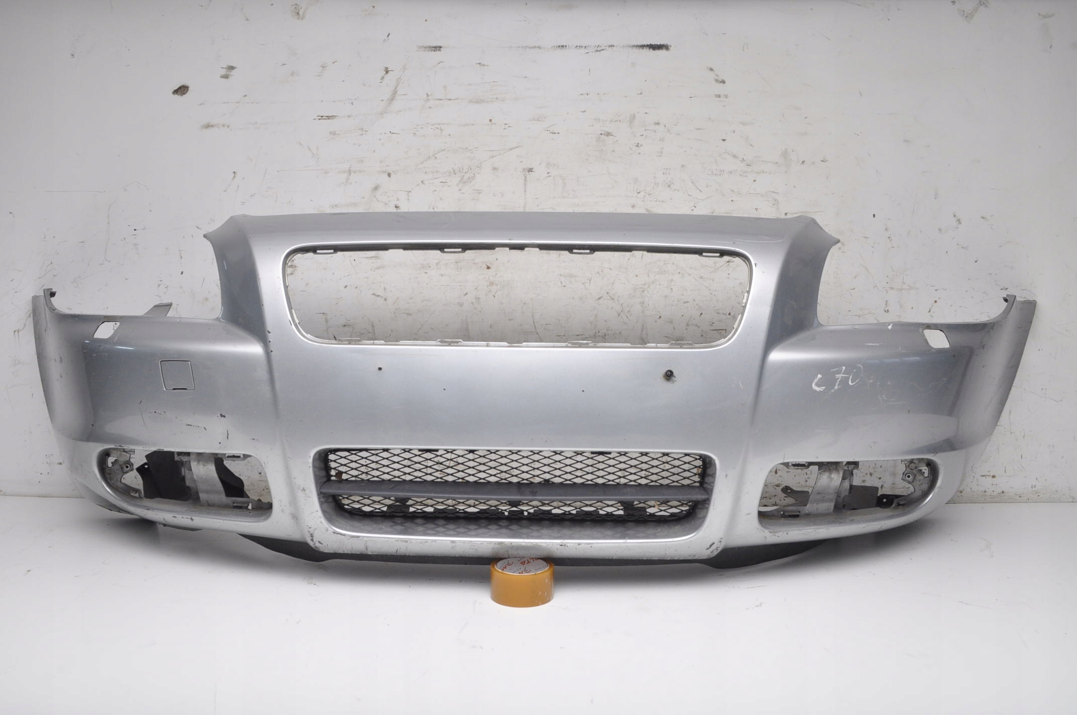 Б/В Volvo c70 2 бампер передній передні 05 - 09 оригінал